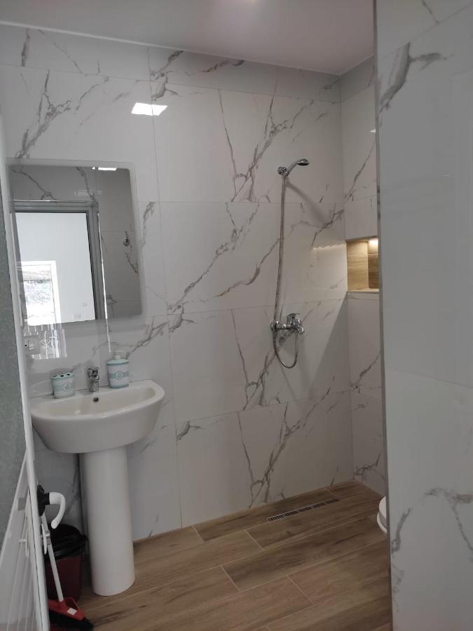 Aila Apartment Sarande Luaran gambar