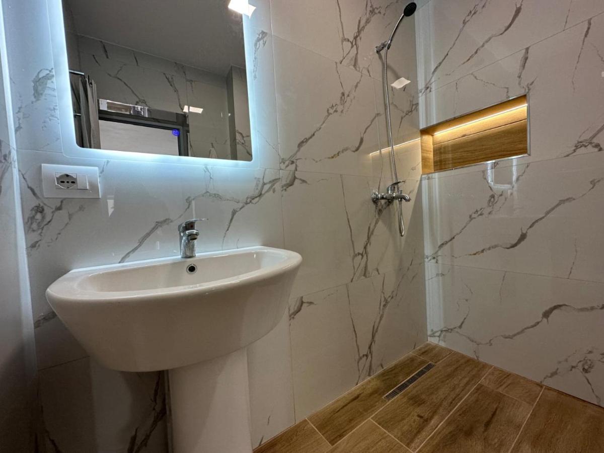 Aila Apartment Sarande Luaran gambar