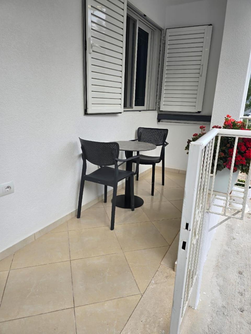 Aila Apartment Sarande Luaran gambar