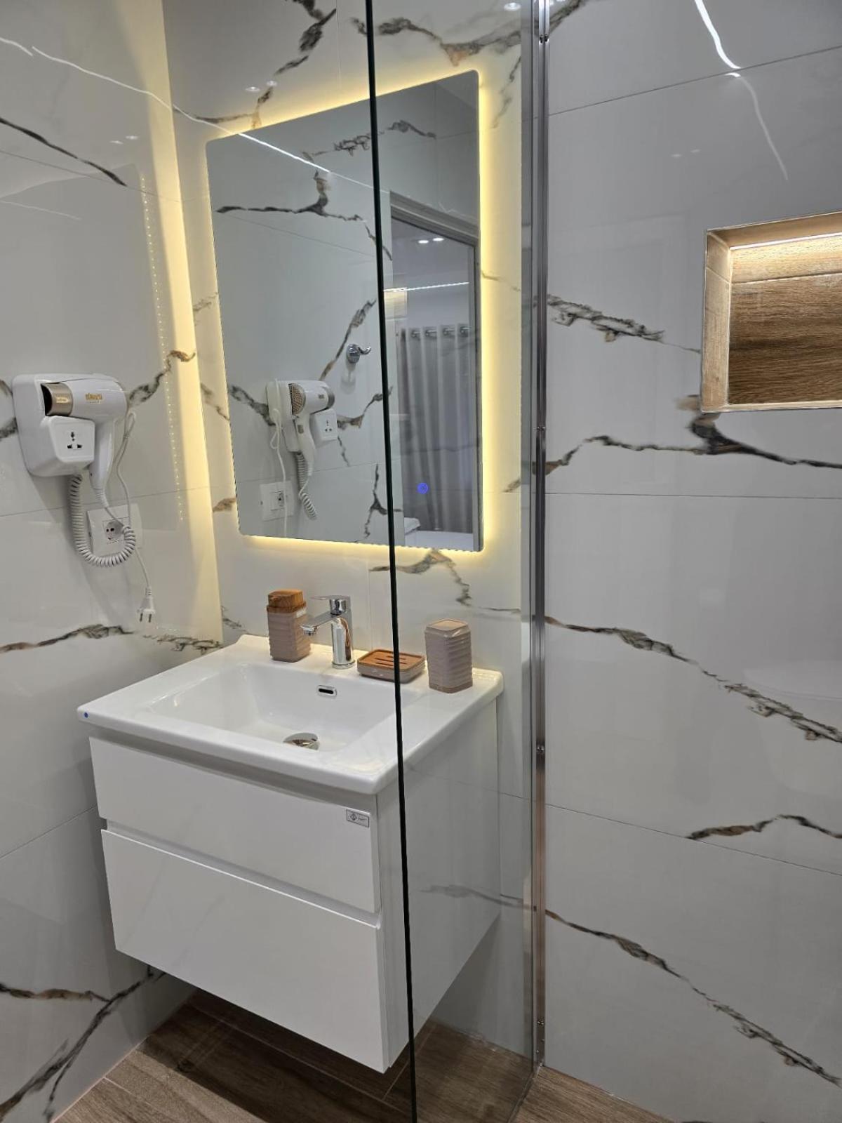 Aila Apartment Sarande Luaran gambar